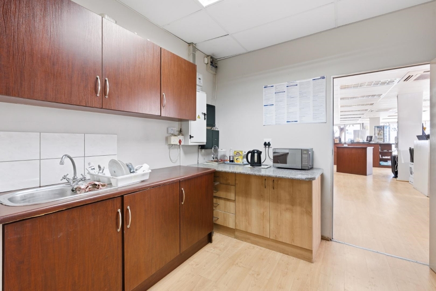 Commercial Property for Sale in Gardens Western Cape